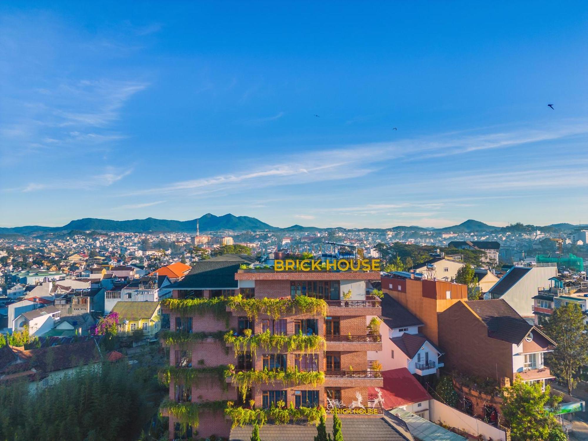 Brick House Dalat Hotel ภายนอก รูปภาพ